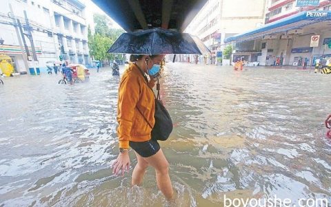 台风“烟花”离开菲责任区 菲持续降雨或引发山洪和山体滑坡
